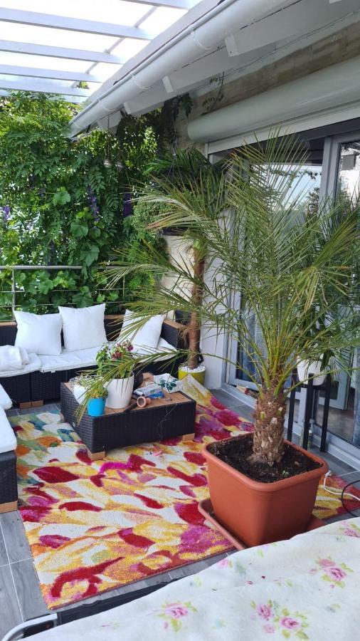Cozy Room With A Beautiful Garden View Baunatal Exterior photo
